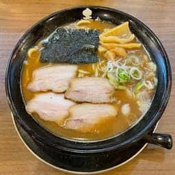 肉中華そば 赤シャモジ 桜木店