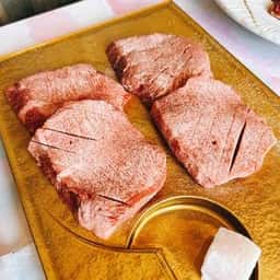 焼肉&Cafe 顔晴れ