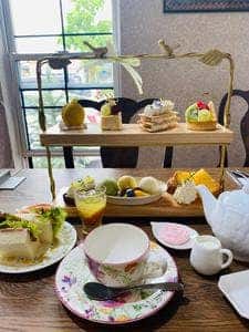 yellow bird cafe