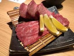 炭火焼肉なかはら