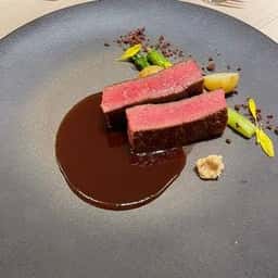 ブラッスリーローリエ