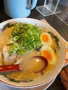 博多長浜ラーメン まる長 鶴見緑店