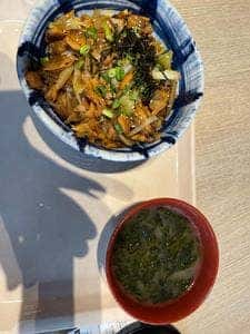 ち〜ば丼