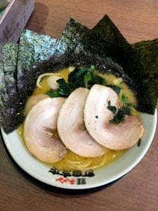 横浜家系ラーメン 岩槻商店