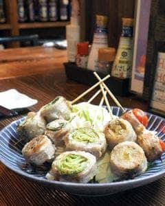 炭火野菜巻き串と炉端焼き 博多うずまき 駅前店