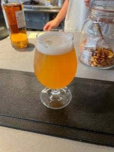 DIG THE LINE BOTTLE & BAR 新風館