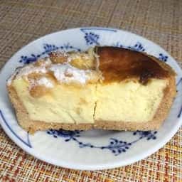 おいしいクリームとチーズタルト研究所 Tuta tuta