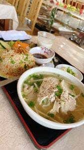 ベトナム レストラン NGON