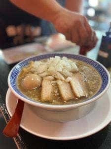 新潟発祥ラーメン なおじ 沖縄一号店