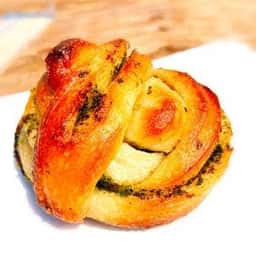 Lotus baguette 横浜ロータス