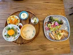 cafe dining gita