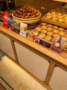 アンテノール 阪神梅田本店
