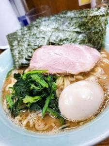 横浜ラーメン 武蔵家 北千住店