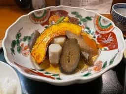 季節料理 根本‎