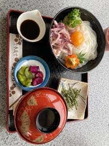よしのや