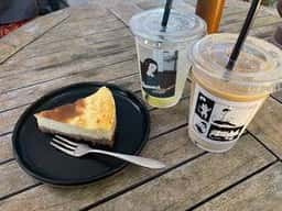 本の読める店 fuzkue 下北沢