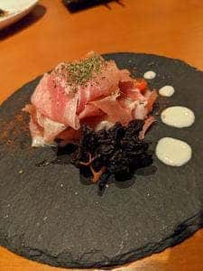 酒肴ダイニング 自由人と色