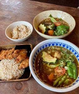 ばぐぅす屋