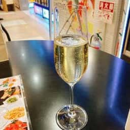 World Wine Bar by Pieroth 新千歳空港店