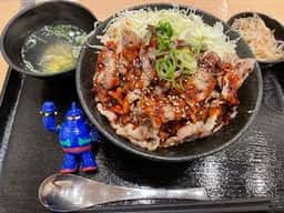 肉丼専門店 新長田肉劇場