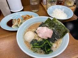 横浜ラーメン 武蔵家 北千住店