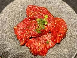 ヤキニク / ホルモン アイニク