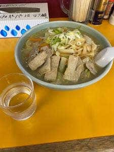 瀧ラーメン店
