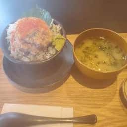 木更津魚市場直営 海鮮食堂KUTTA
