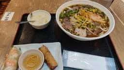 ベトナム料理本場バイキング HOANG THOM 東京支店