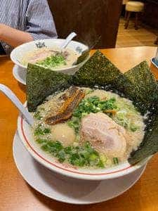東京とんこつ とんとら新座店
