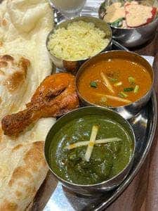 マザーズカレープラス カメイドクロック店