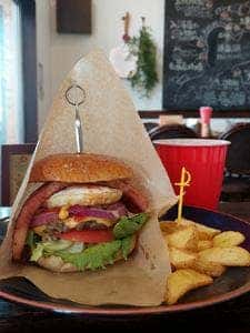 グラニーズバーガー&カフェ