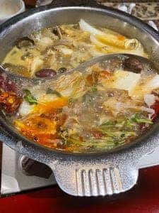 古民家火鍋 ひなべねこ