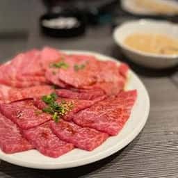 焼肉 いたみ 新宿 はなれ