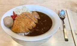 カツカレー専門店 豚久
