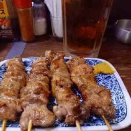 もつ焼 登運とん