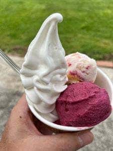 牛小屋のアイス