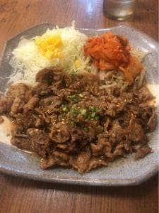洋食とらひげ