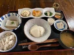 お豆ふ処うめだ屋