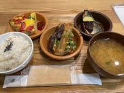 オーガニックレストラン＆デリ みどりえ