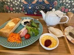 yellow bird cafe