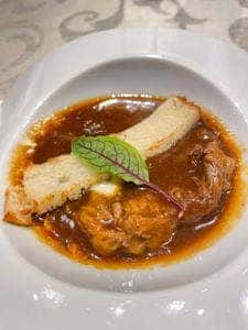 神戸牛すき焼きしゃぶしゃぶさくら なんば松竹座店