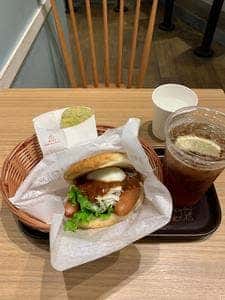 モスバーガー 飯田橋東店