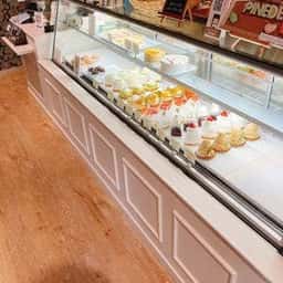 PATISSERIE PINEDE 磯子店