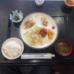 和風れすとらん 車