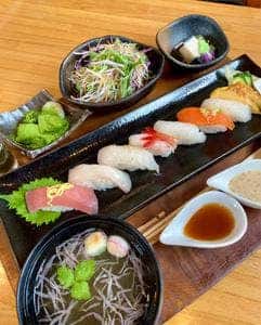 日本茶甘味処 あずき