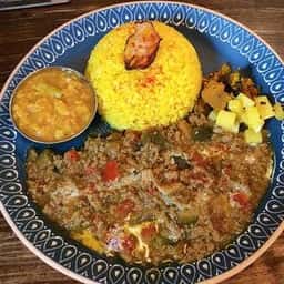 スパイスカレー 旅人の木