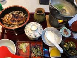 味栄