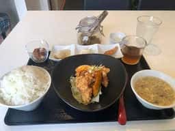 ビストロチャイナ イソヤ