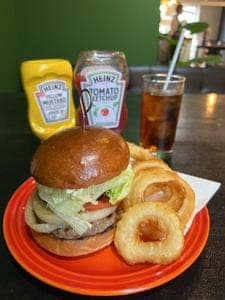 淡路島バーガー 宇都宮店